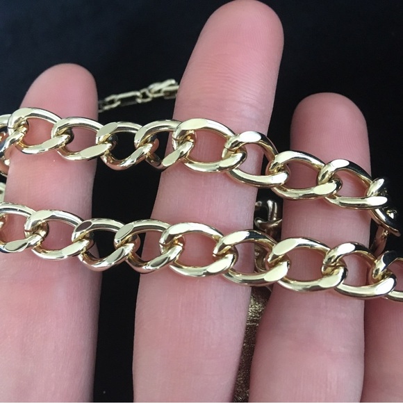 Giovanni Torlonia Vintage Green Coin Gold Tone Necklace - Picture 5 of 10